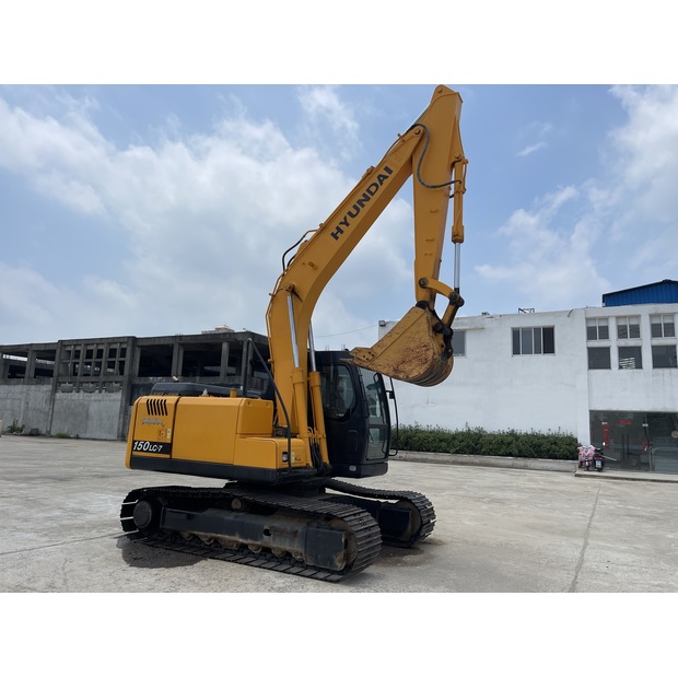 2023 Hyundai 150LC-7-44680963