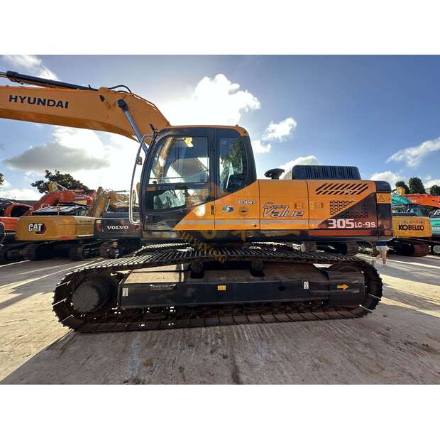 2024 Hyundai 305-9T-44681123