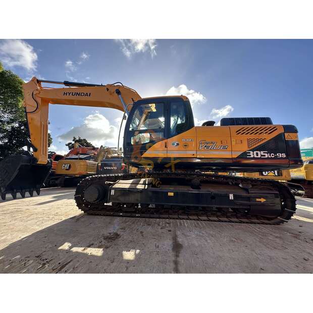 2024 Hyundai 305-9T-44681124