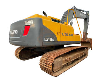 صورة ل حفارات مجنزرة 2023 فولفو EC210BLC