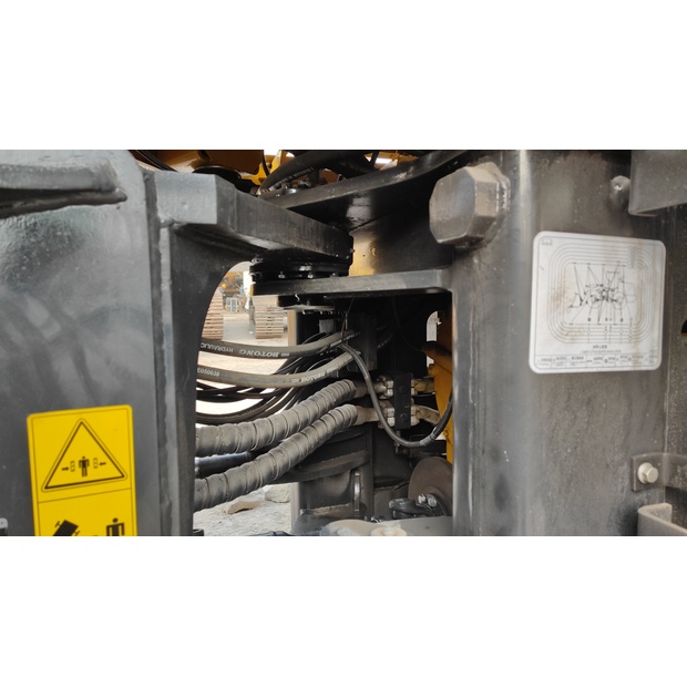 2024 اس دي ال جي LG956L-44681947