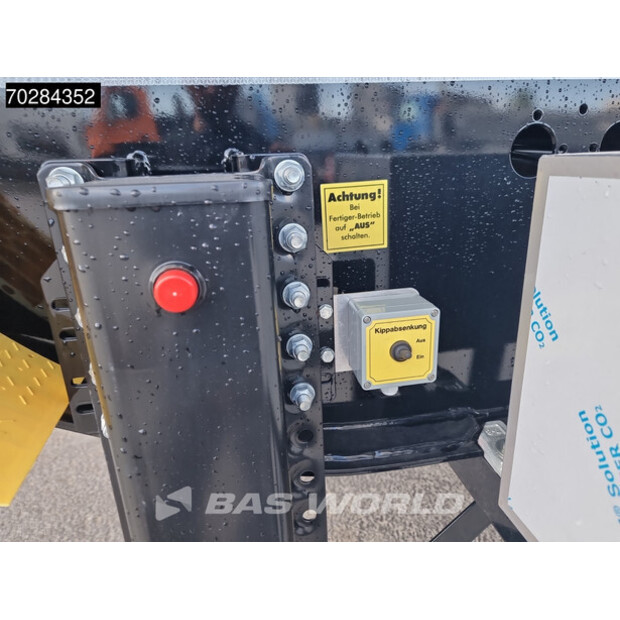 2024 كارنيهل Chks/Hh-44682092