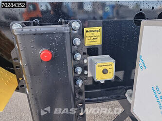 2024-carnehl-chks-hh-44682092