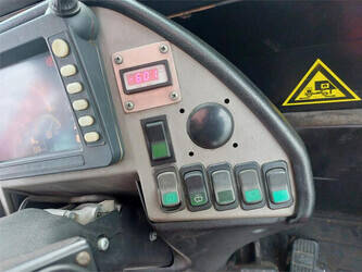 2012-terberg-rt323-1400303-44682210