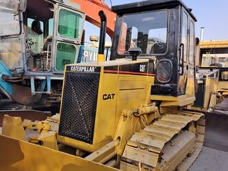 صورة ل جرارات 2023 كاتربيلر D4C