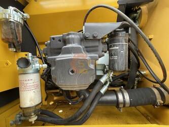 2022-komatsu-pc220-8-1400321-44683292