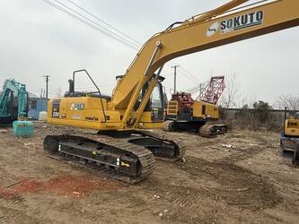 صورة ل حفارات مجنزرة 2024 كوماتسو PC220-8