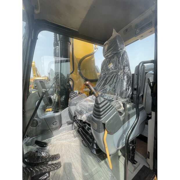 2023 Caterpillar 336D-44683441