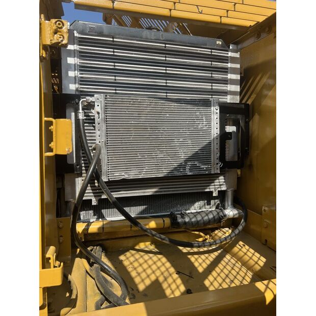 2022 Caterpillar 320CL-44683467