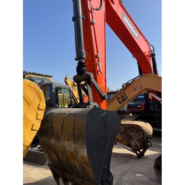 2025 Doosan DX225-44683478