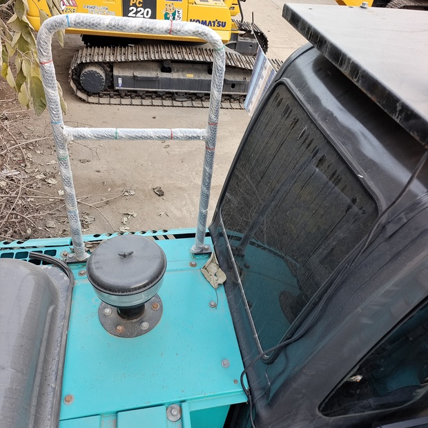 2023 كوبيلكو SK200-8-44683706