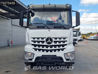 2026-mercedes-benz-arocs-3348s-44684111