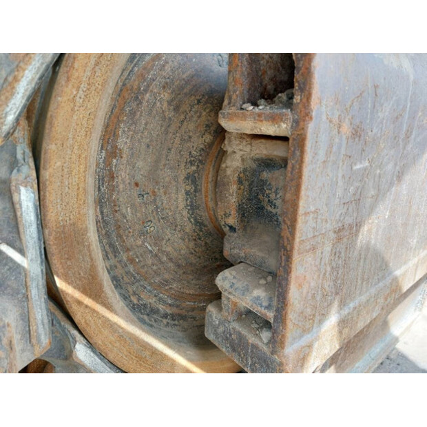 2016 Caterpillar 352FL-44684183