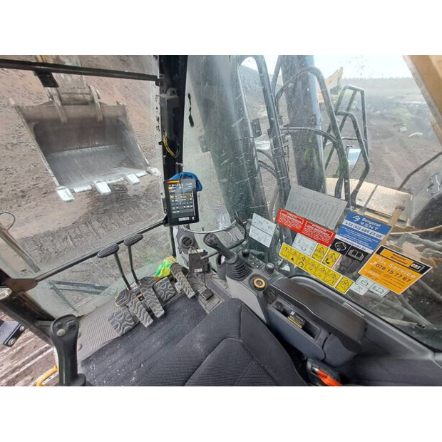 2024 كاتربيلر 395-44684237