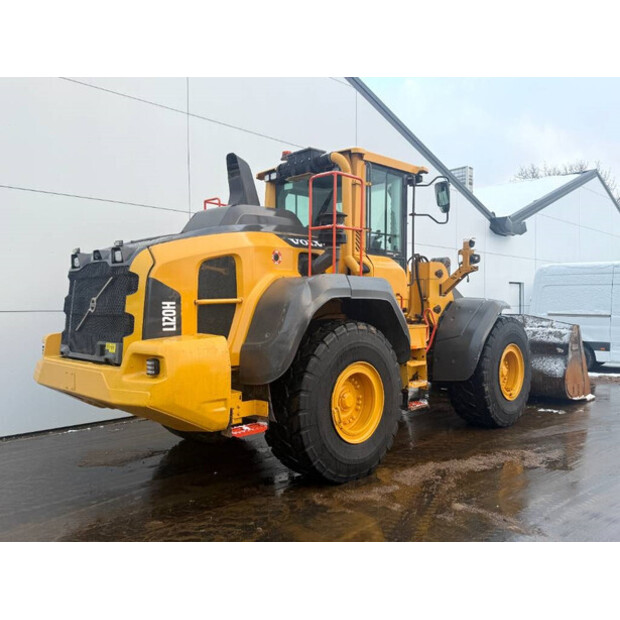 2018 فولفو L120H-44684362