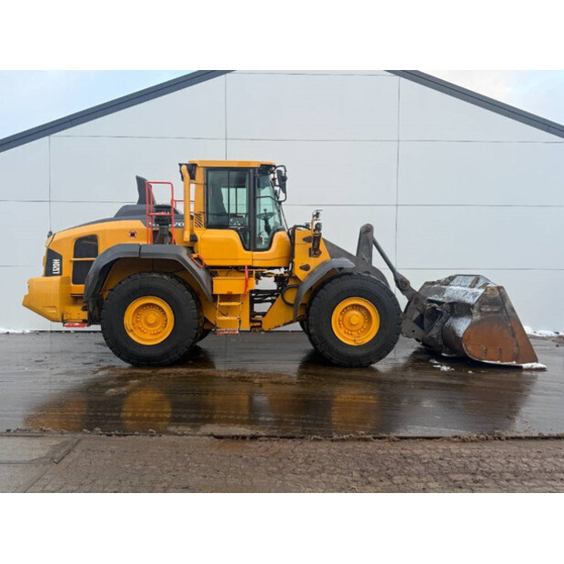 2018 فولفو L120H-44684364