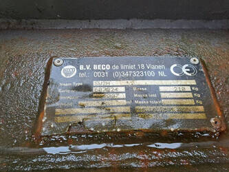 2018-takeuchi-tb2150-1400392-44684505