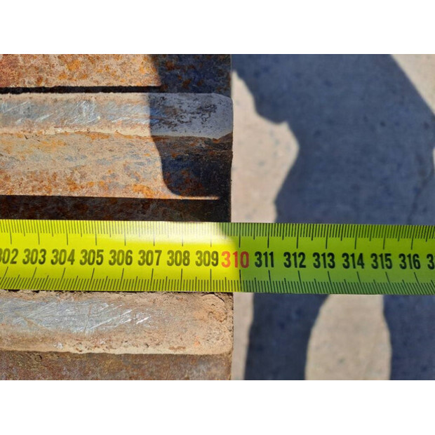 2017 فولفو EC 220 EL-44684533