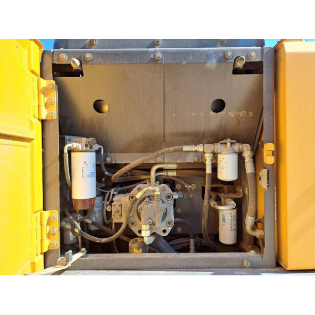 2017 فولفو EC 220 EL-44684537