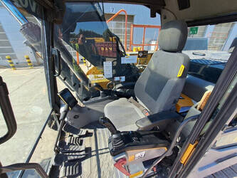 2017-volvo-ec-220-el-1400393-44684542