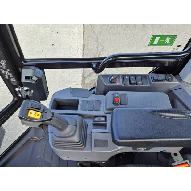 2024 Caterpillar 906-44684656