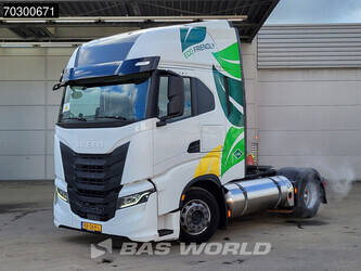 2020-iveco-s-way-1330409-44684815