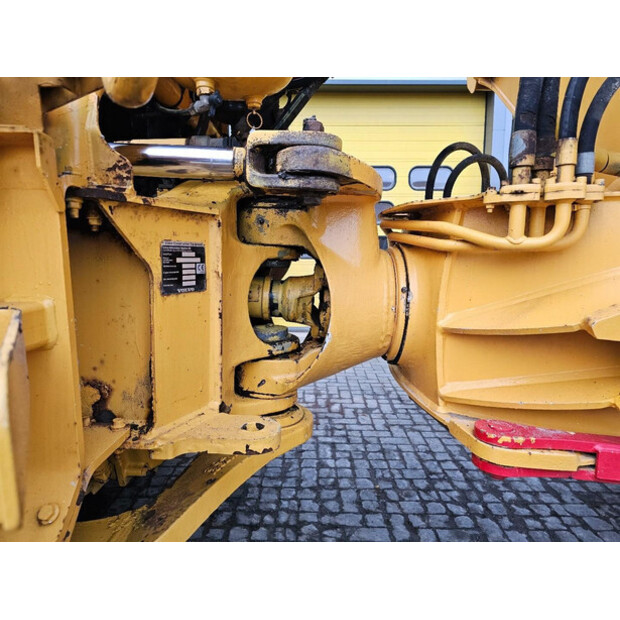 2005 Volvo A25D-44685292