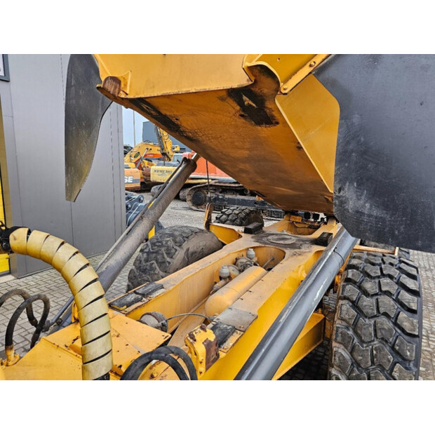 2005 Volvo A25D-44685299