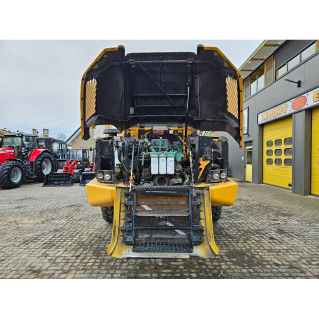 2005 Volvo A25D-44685301