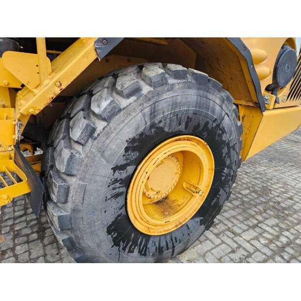 2005 Volvo A25D-44685307