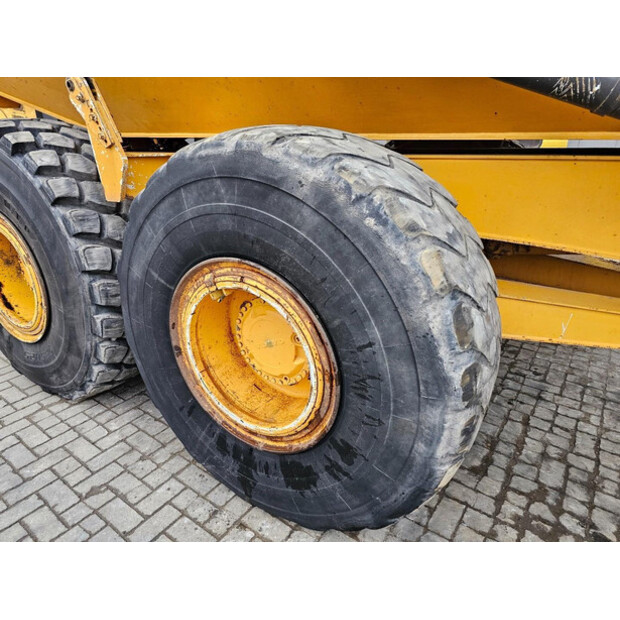 2005 Volvo A25D-44685308