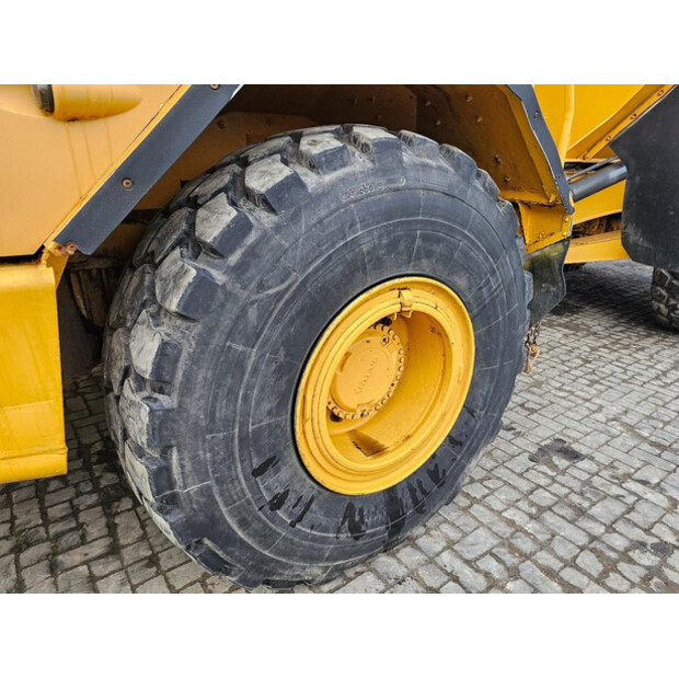 2005 Volvo A25D-44685312