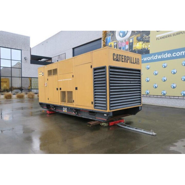 2002 كاتربيلر 800F-44685371