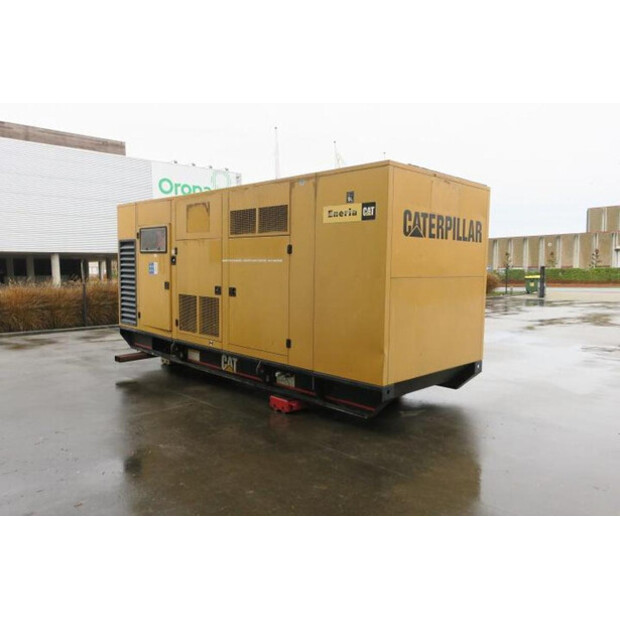 2002 كاتربيلر 800F-44685374