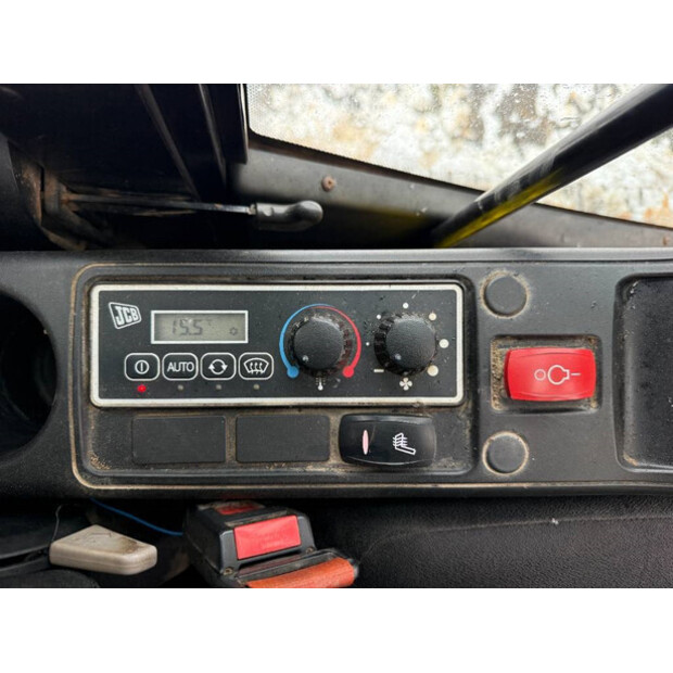 2017 JCB JS220LC-44686095