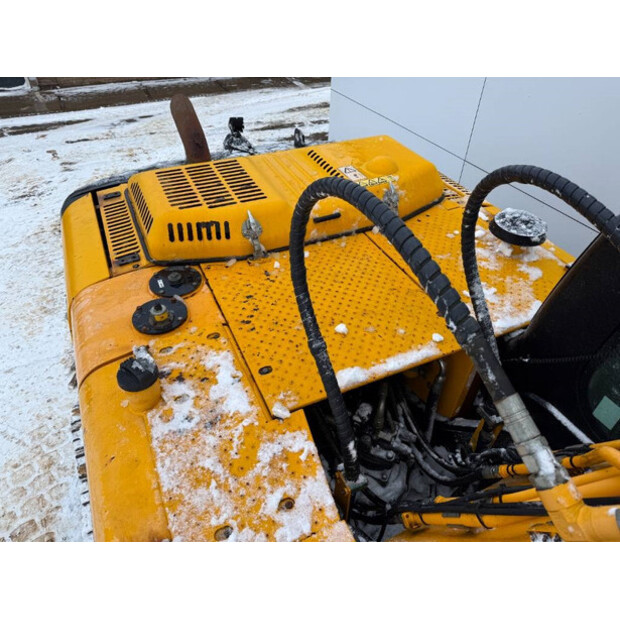 2017 JCB JS220LC-44686113