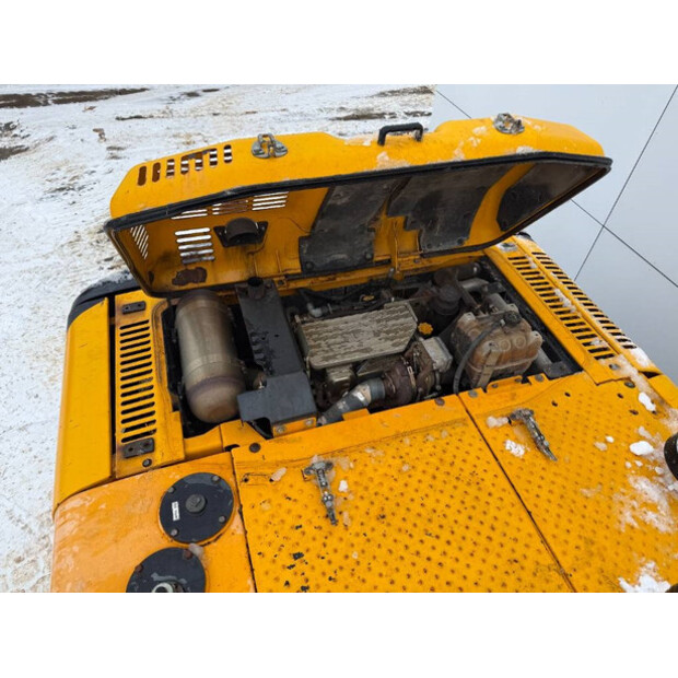 2017 JCB JS220LC-44686114