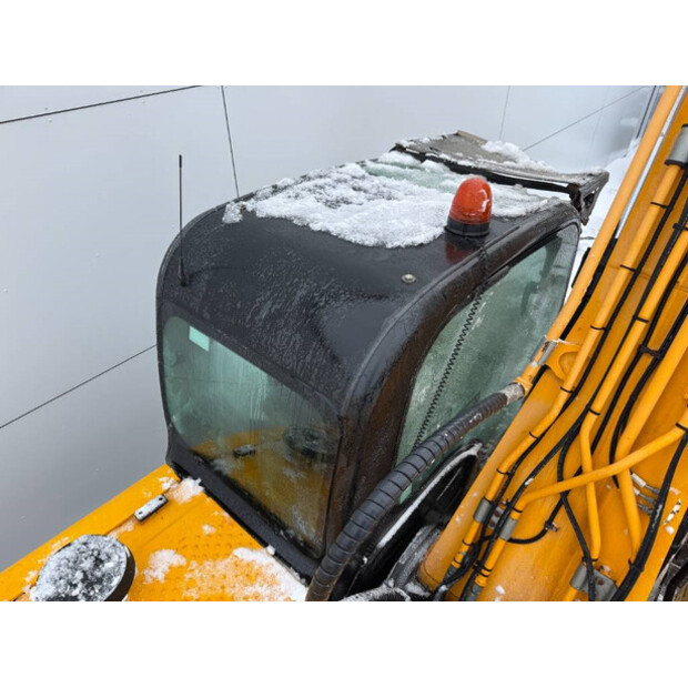 2017 JCB JS220LC-44686117