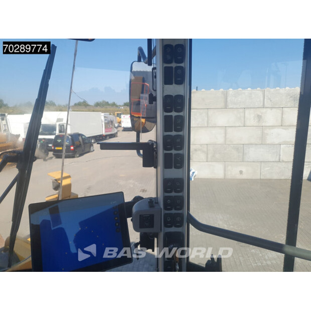 2018 فولفو L260H-44686521