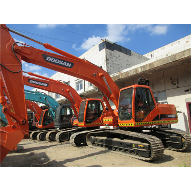 2024 Doosan DH225LC-9-44700869