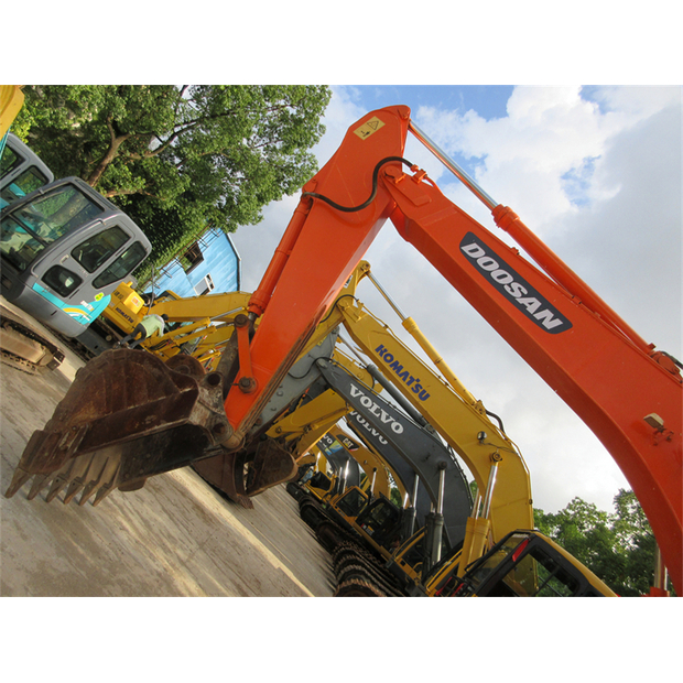 2024 Doosan DH300LC-44701317
