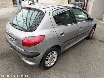 2001-peugeot-206-1400527-44701395