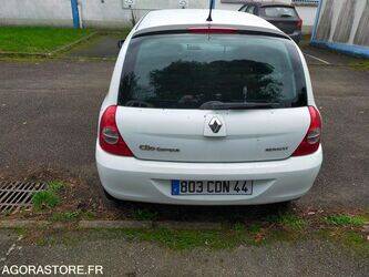 2007-renault-clio-1400535-44701562