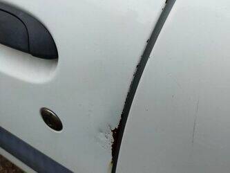 2007-renault-clio-1400535-44701574