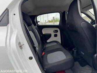 2016-renault-twingo-44701613
