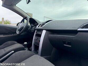 2007-peugeot-207-1400540-44701633