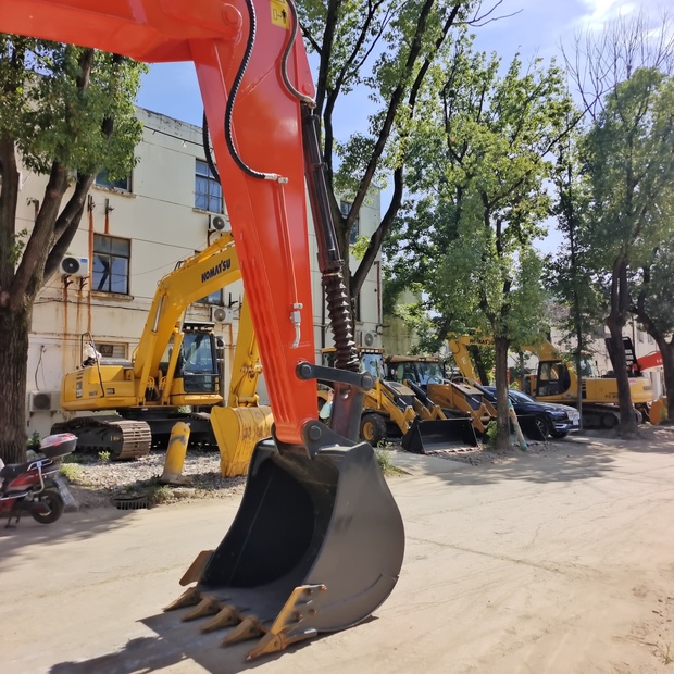 2024 Doosan DX225-44701844