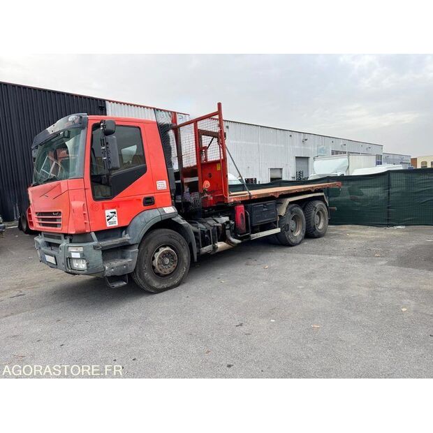 2006 ايفكو 260E35-44701863