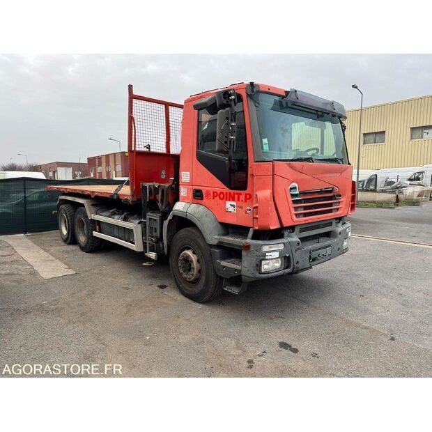 2006 ايفكو 260E35-44701864