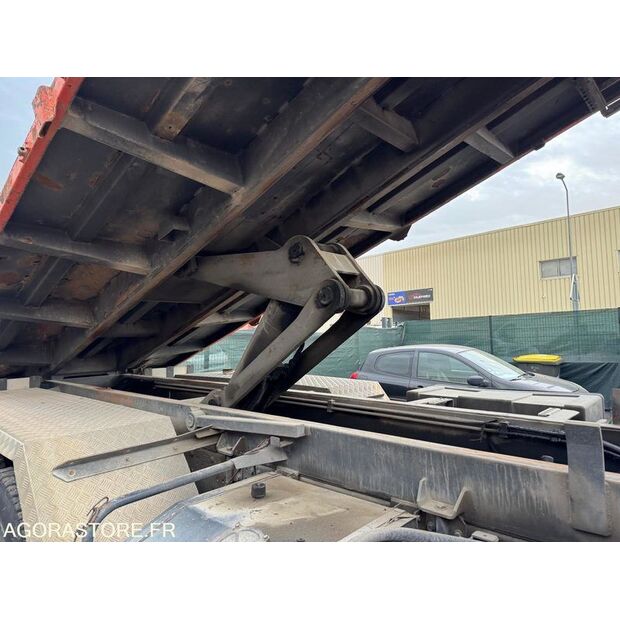 2006 ايفكو 260E35-44701866